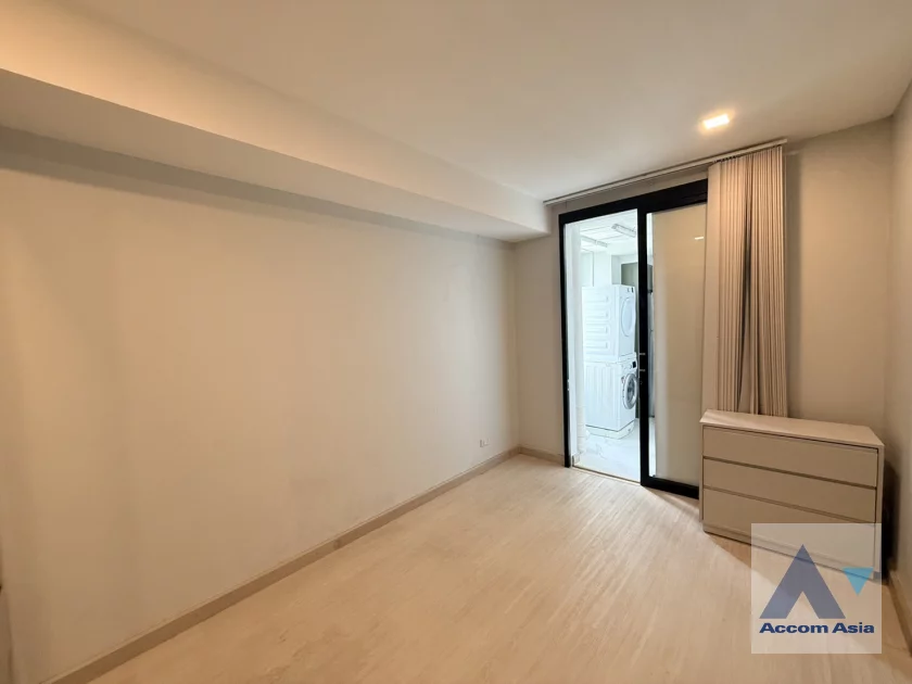 12  3 br Condominium For Rent in Ratchadaphisek ,Bangkok  at Sun Palace AA46257