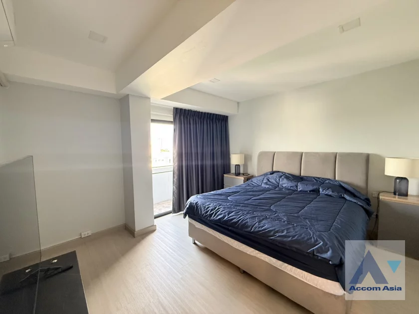 9  3 br Condominium For Rent in Ratchadaphisek ,Bangkok  at Sun Palace AA46257