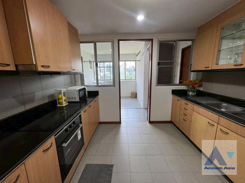 4  3 br Apartment for rent and sale in Sukhumvit ,Bangkok BTS Phrom Phong at Thai Colonial Style AA46267