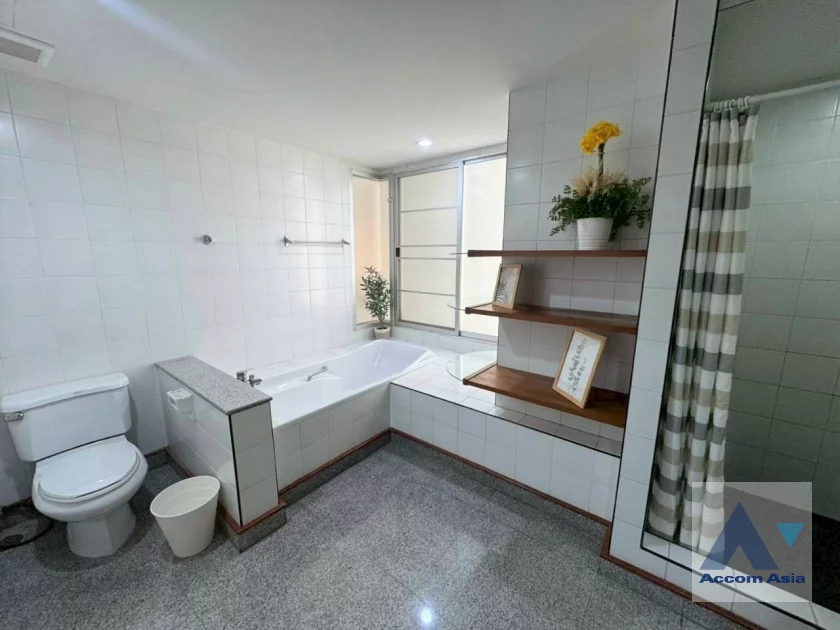 16  3 br Apartment for rent and sale in Sukhumvit ,Bangkok BTS Phrom Phong at Thai Colonial Style AA46267