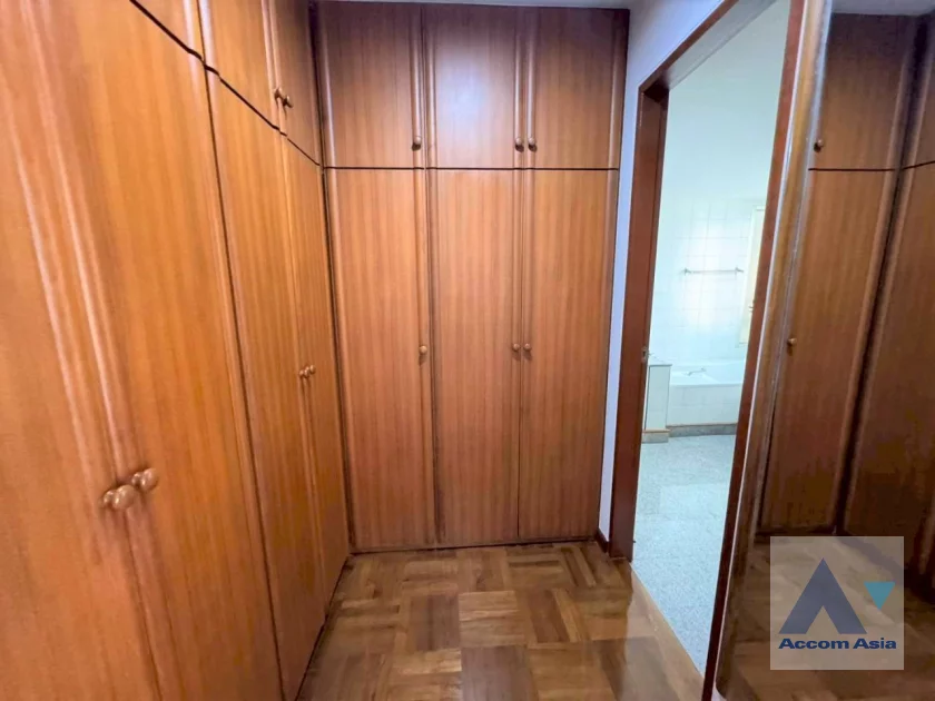 15  3 br Apartment for rent and sale in Sukhumvit ,Bangkok BTS Phrom Phong at Thai Colonial Style AA46267