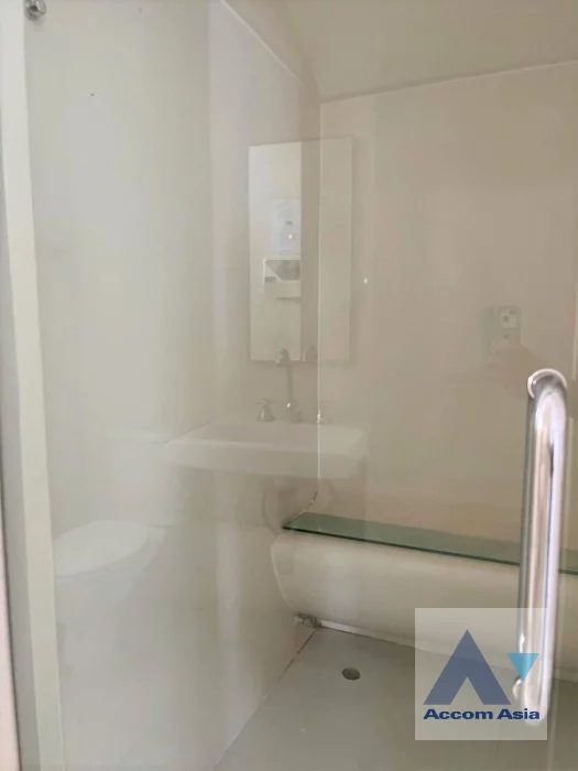 13  3 br Apartment for rent and sale in Sukhumvit ,Bangkok BTS Phrom Phong at Low-rise apartment in the city center AA46273