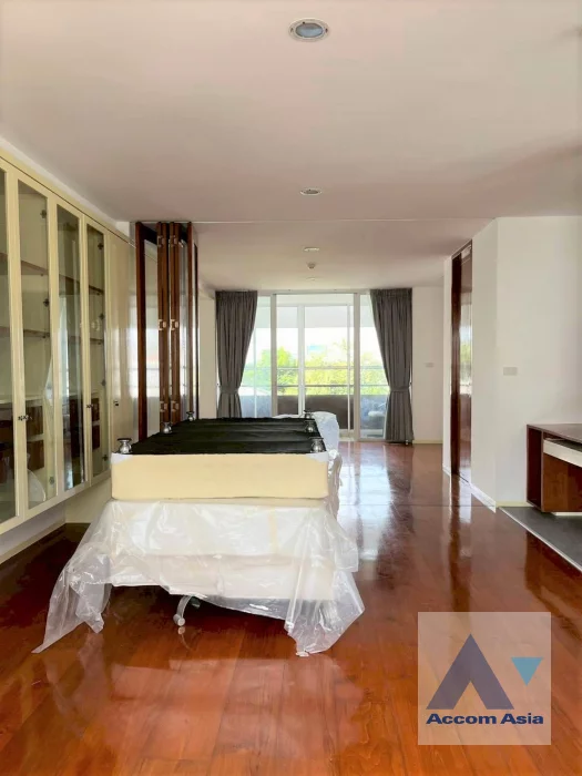 9  3 br Apartment for rent and sale in Sukhumvit ,Bangkok BTS Phrom Phong at Low-rise apartment in the city center AA46273