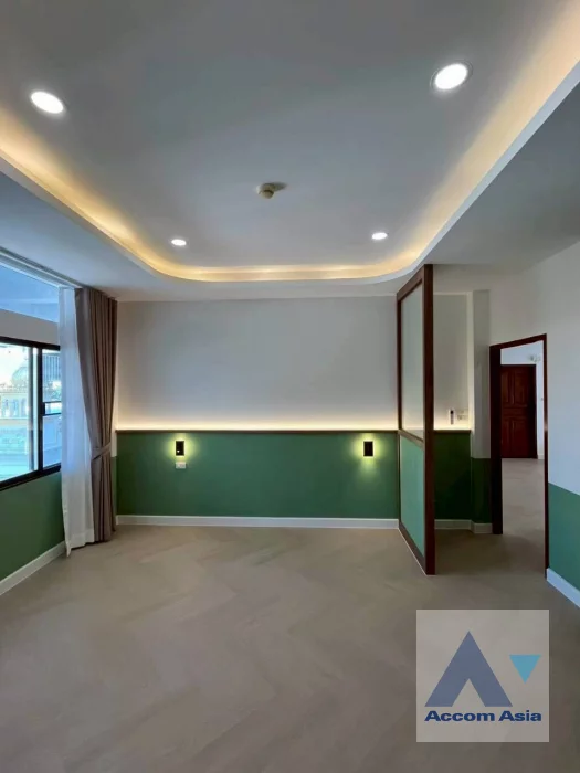 13  2 br Apartment for rent and sale in Sukhumvit ,Bangkok BTS Phrom Phong at Low-rise apartment in the city center AA46274
