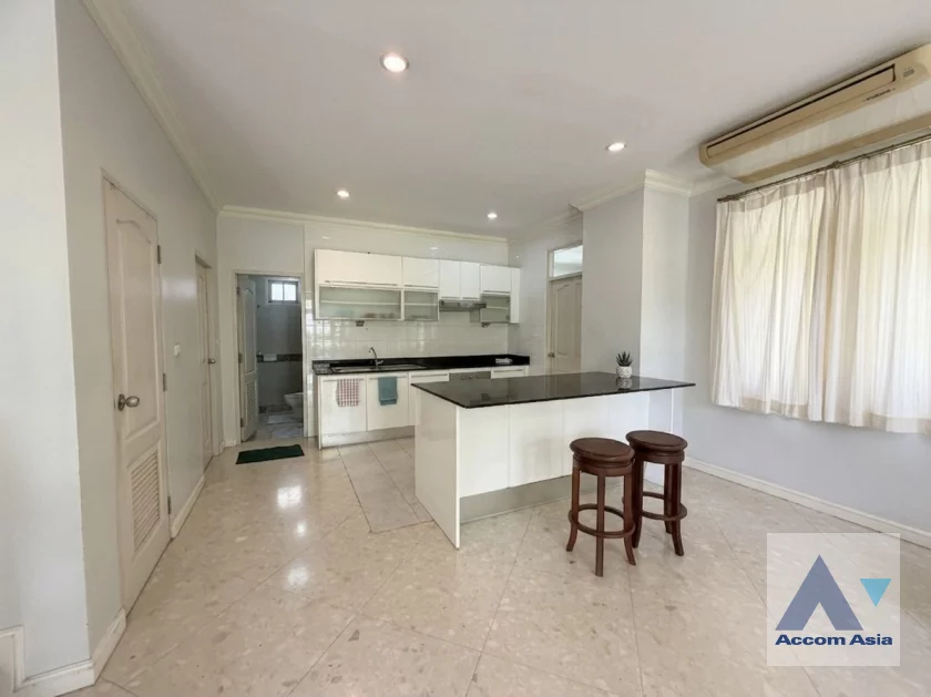  1  4 br House for rent and sale in Pattanakarn ,Bangkok BTS On Nut at Golden Nakara Onnut Motorway AA46286