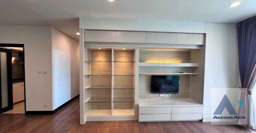  1  2 br Condominium For Rent in Ploenchit ,Bangkok BTS Chitlom at The Park Chidlom AA46289