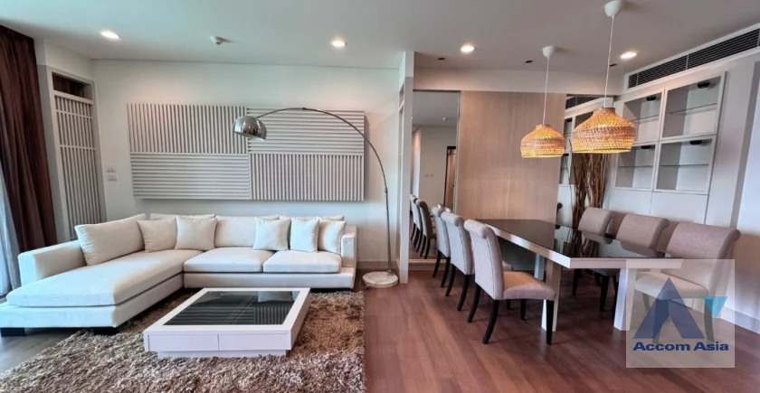  2  2 br Condominium For Rent in Ploenchit ,Bangkok BTS Chitlom at The Park Chidlom AA46289