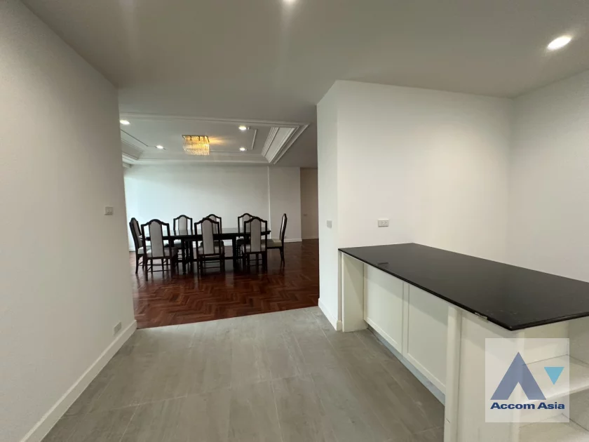 11  4 br Apartment For Rent in Sukhumvit ,Bangkok BTS Phrom Phong at Peaceful Living AA46290