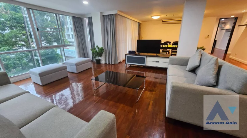  2  4 br Apartment for rent and sale in Silom ,Bangkok BTS Surasak at High-end Low Rise  AA46291