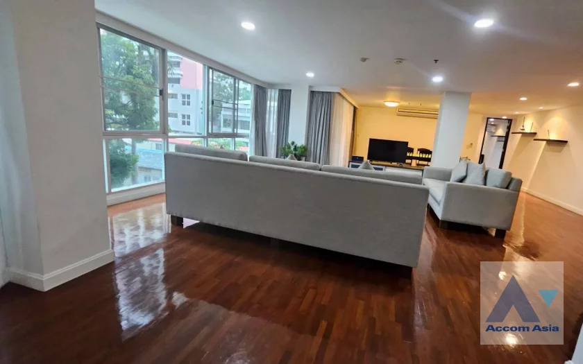 unitPet friendly |  4 Bedrooms  Apartment For Rent in Silom, Bangkok  near BTS Surasak (AA46291)