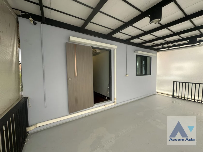 37  5 br House For Rent in Sukhumvit ,Bangkok BTS Bang Chak AA46293