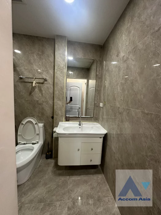 35  5 br House For Rent in Sukhumvit ,Bangkok BTS Bang Chak AA46293