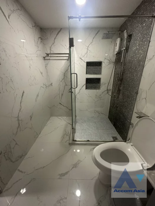 33  5 br House For Rent in Sukhumvit ,Bangkok BTS Bang Chak AA46293