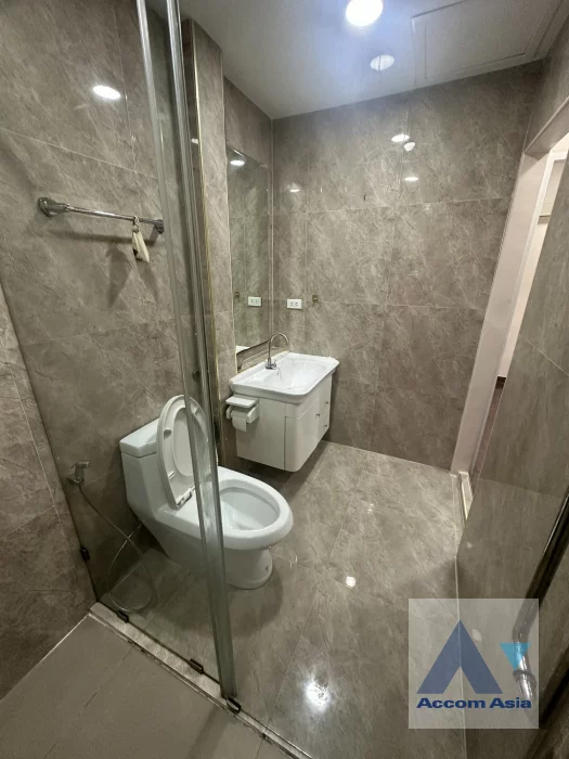 34  5 br House For Rent in Sukhumvit ,Bangkok BTS Bang Chak AA46293