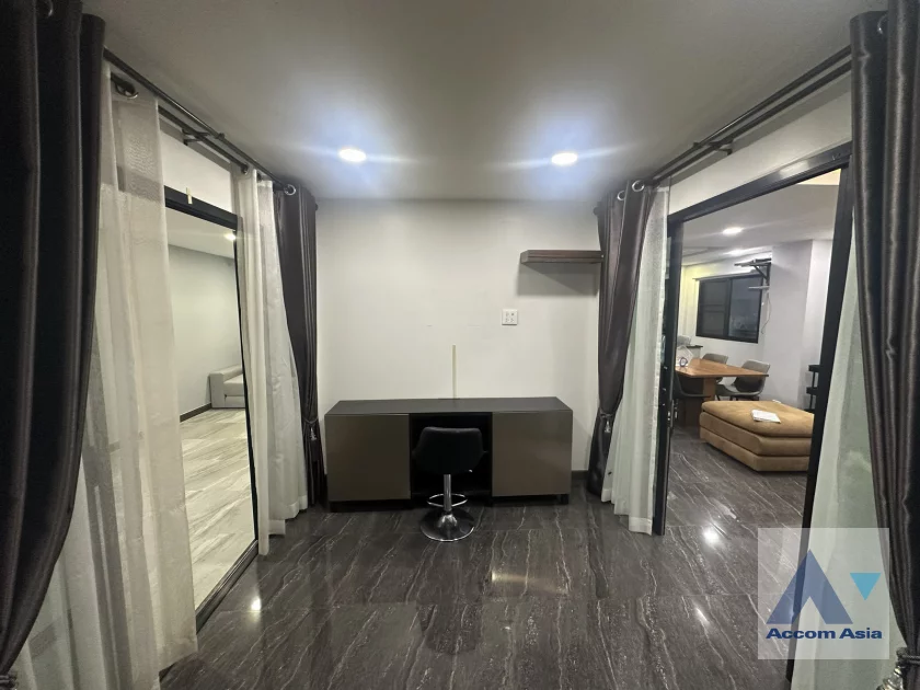 4  5 br House For Rent in Sukhumvit ,Bangkok BTS Bang Chak AA46293