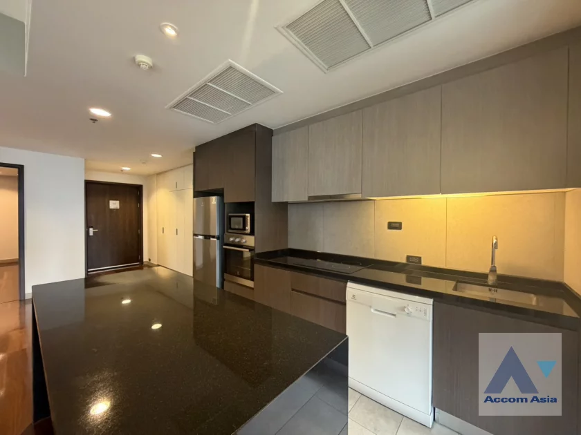 4  3 br Apartment for rent and sale in Sukhumvit ,Bangkok  at Modern Apartment AA46298