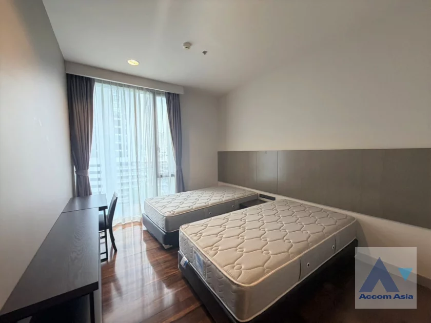 7  3 br Apartment for rent and sale in Sukhumvit ,Bangkok  at Modern Apartment AA46298