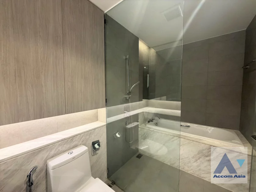 11  3 br Apartment for rent and sale in Sukhumvit ,Bangkok  at Modern Apartment AA46298