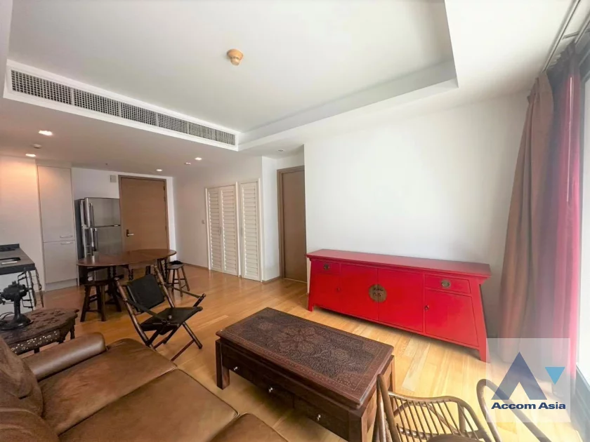 unit 1 Bedroom  Condominium For Rent & Sale in Ploenchit, Bangkok  near BTS Ploenchit - MRT Lumphini (AA46308)