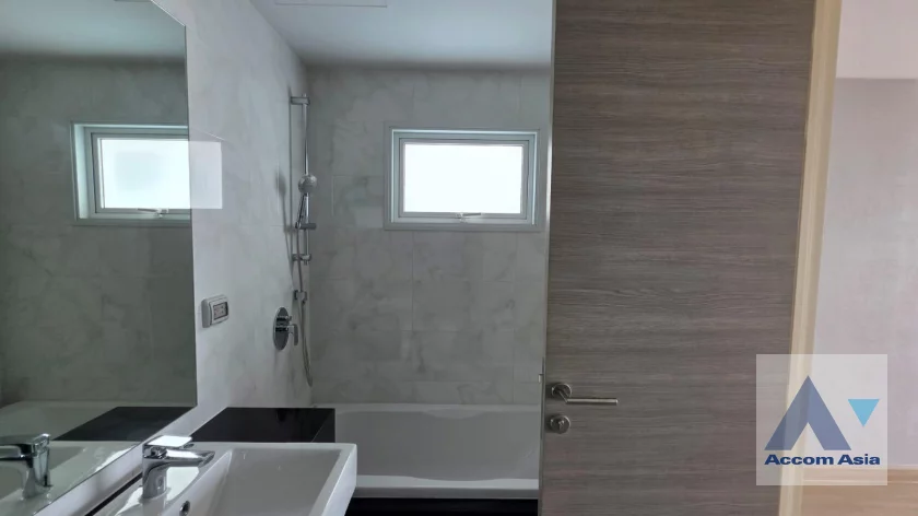 19  3 br Condominium For Rent in Sathorn ,Bangkok BRT Wat Dan at Supalai Riva Grande Rama 3 AA46314
