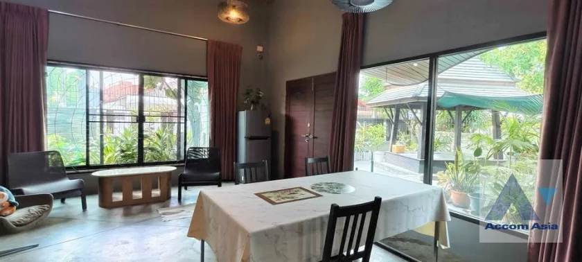 7  2 br House for rent and sale in Ratchadaphisek ,Bangkok MRT Huai Khwang AA46317