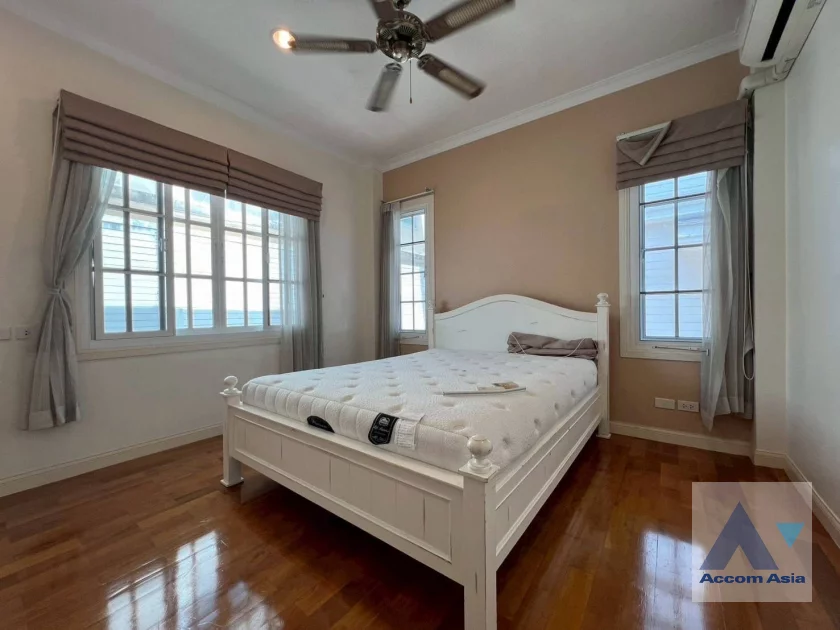 11  4 br House for rent and sale in Bang Na ,Bangkok BTS Bearing at Fantasia Villa 3  AA46324
