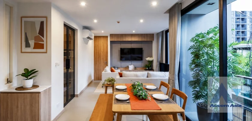  2  2 br Apartment For Rent in Ploenchit ,Bangkok BTS Ploenchit - MRT Lumphini at Cozy Style with Good Surrounding AA46326