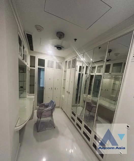 7  3 br Condominium For Rent in Sathorn ,Bangkok MRT Lumphini at Lumpini Park View AA46331