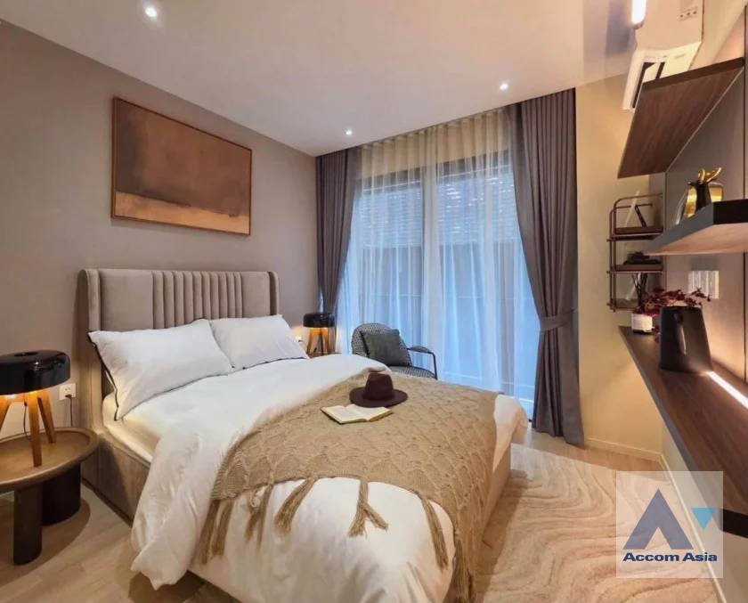 11  4 br House For Rent in Petchkasem ,Bangkok  at Noble Aqua Riverfront Ratburana  AA46341