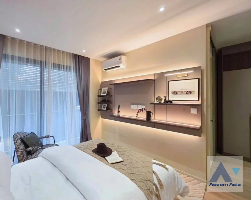 12  4 br House For Rent in Petchkasem ,Bangkok  at Noble Aqua Riverfront Ratburana  AA46341