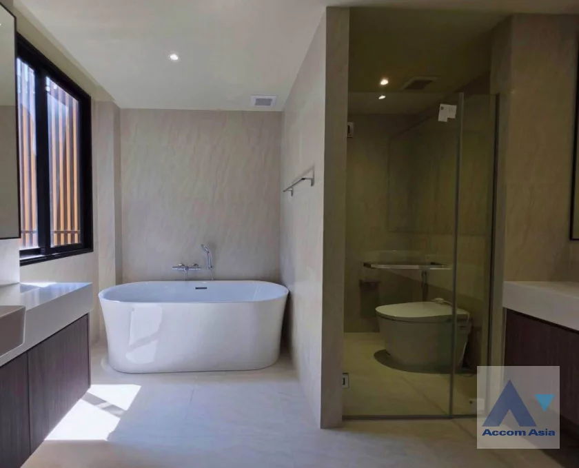 14  4 br House For Rent in Petchkasem ,Bangkok  at Noble Aqua Riverfront Ratburana  AA46341