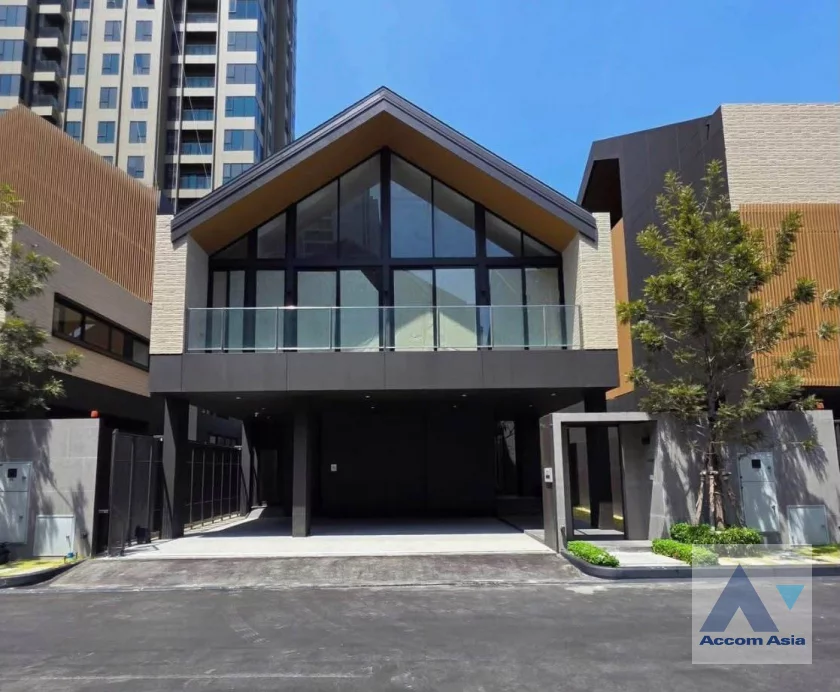 1  4 br House For Rent in Petchkasem ,Bangkok  at Noble Aqua Riverfront Ratburana  AA46341