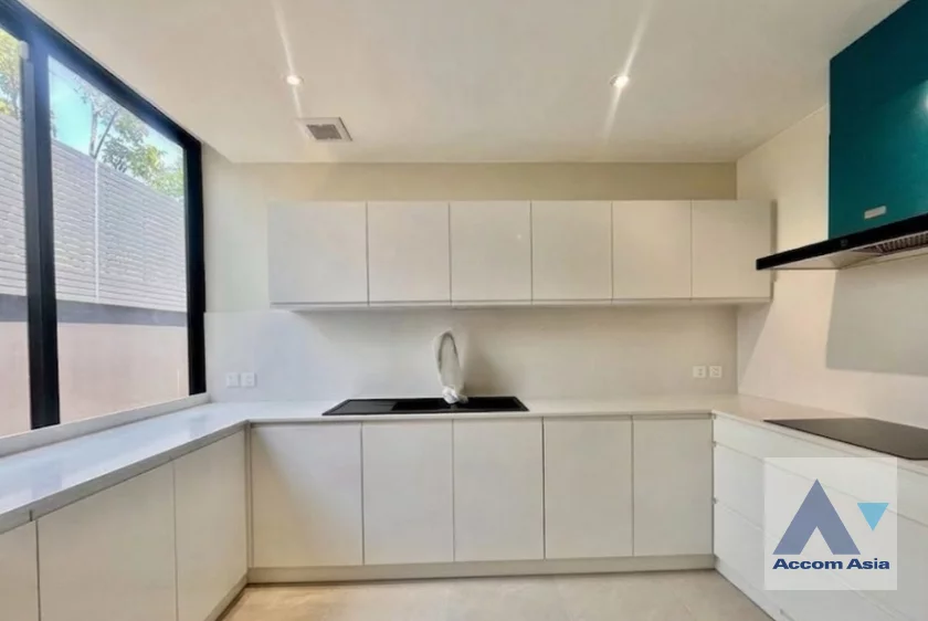 5  5 br House for rent and sale in Petchkasem ,Bangkok  at Noble Aqua Riverfront Ratburana  AA46341