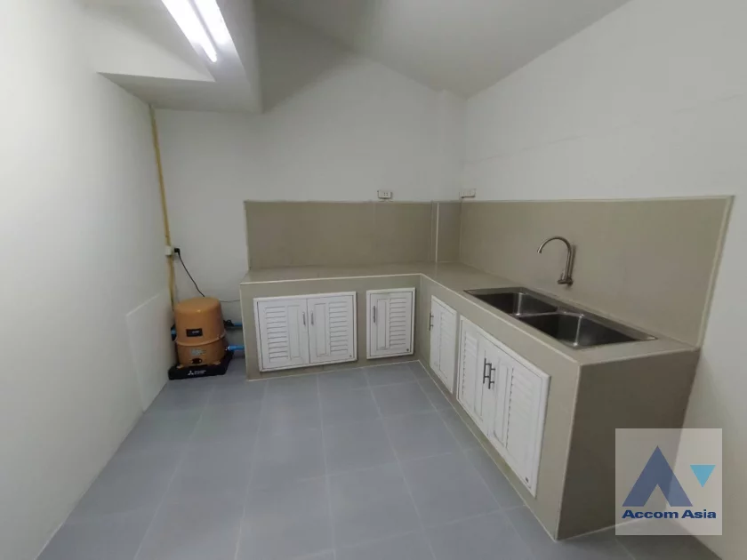 6  House For Rent in Rama 3 ,Bangkok  AA46342