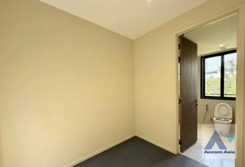 6  4 br House for rent and sale in Petchkasem ,Bangkok  at Noble Aqua Riverfront Ratburana  AA46343