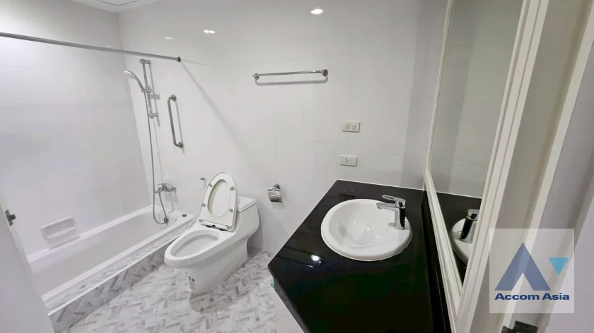 16  3 br Apartment For Rent in Sukhumvit ,Bangkok BTS Nana at The Luxurious Residence AA46344