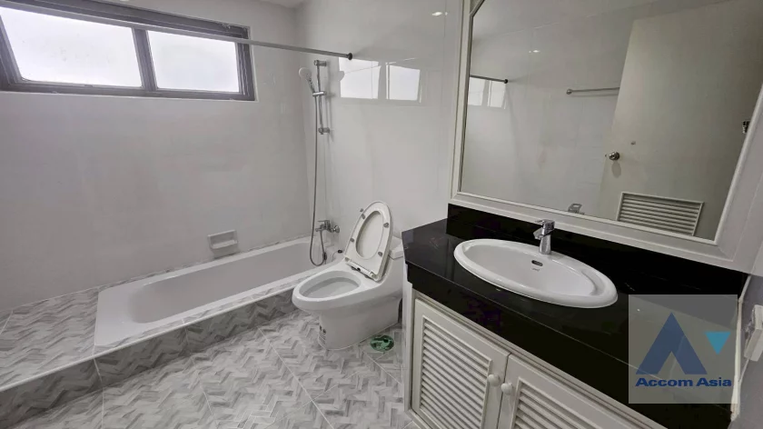 17  3 br Apartment For Rent in Sukhumvit ,Bangkok BTS Nana at The Luxurious Residence AA46344