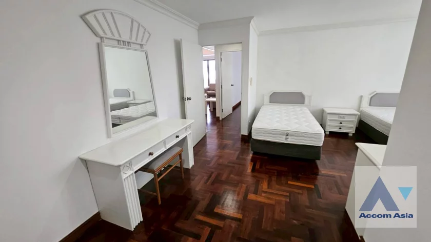 12  3 br Apartment For Rent in Sukhumvit ,Bangkok BTS Nana at The Luxurious Residence AA46344