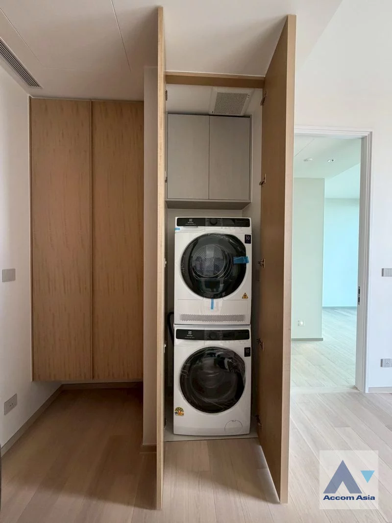  1  1 br Condominium for rent and sale in Ploenchit ,Bangkok MRT Lumphini at EI8HTEEN SEVEN AA46347