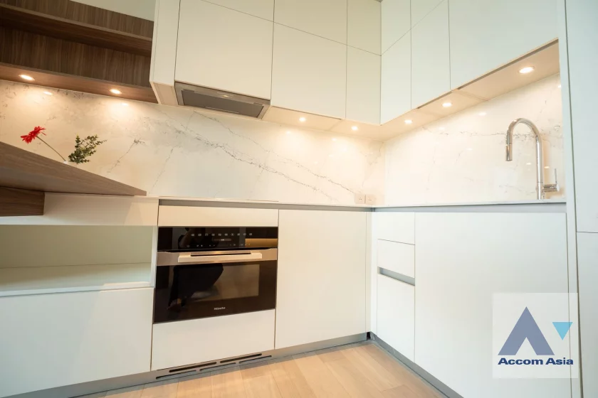 12  1 br Condominium for rent and sale in Ploenchit ,Bangkok MRT Lumphini at EI8HTEEN SEVEN AA46347