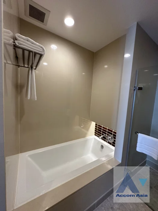10  2 br Apartment for rent and sale in Rama 3 ,Bangkok BTS Saphan Taksin at Riverfront Residence AA46354