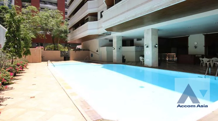 Big Balcony |  High rise and Peaceful Apartment  3 Bedroom for Sale & Rent BTS Ratchadamri in Ploenchit Bangkok