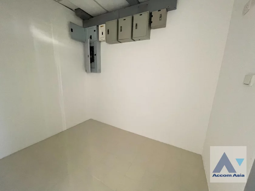 22  3 br Apartment For Rent in Sukhumvit ,Bangkok BTS Phrom Phong at Apartment with Top Facilities, Close to Emshere AA46357