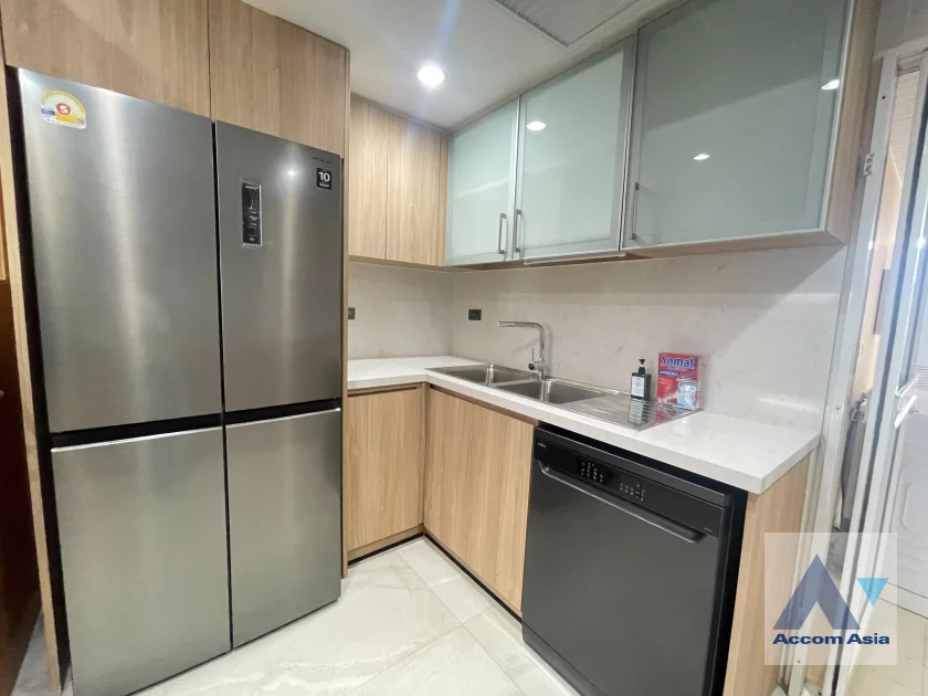 6  3 br Apartment For Rent in Sukhumvit ,Bangkok BTS Phrom Phong at Apartment with Top Facilities, Close to Emshere AA46357