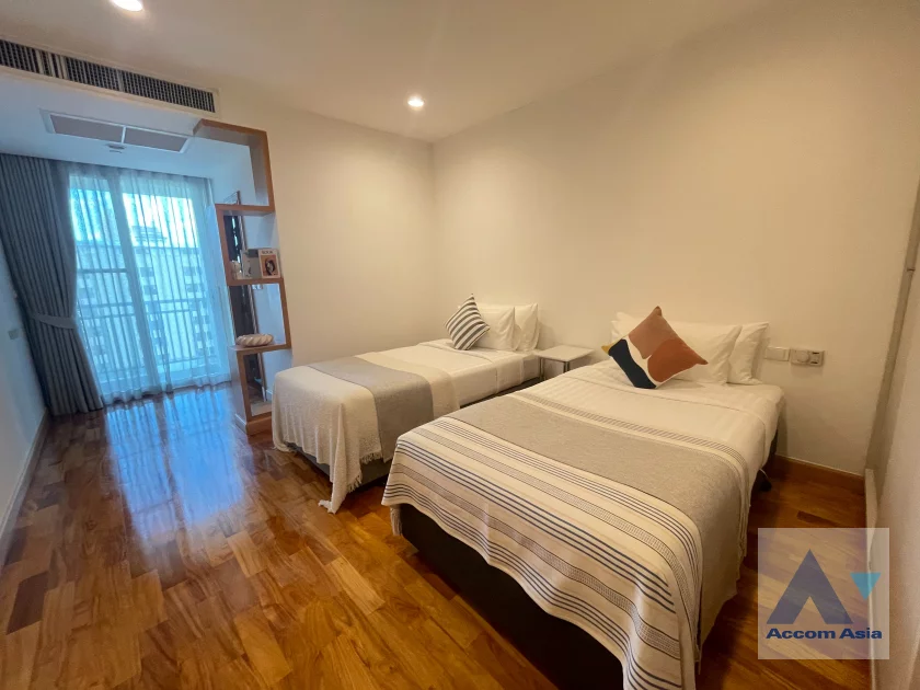 7  3 br Apartment For Rent in Sukhumvit ,Bangkok BTS Phrom Phong at Apartment with Top Facilities, Close to Emshere AA46357