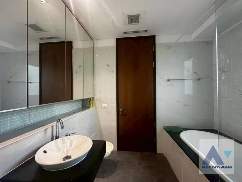 24  3 br Condominium for rent and sale in Sukhumvit ,Bangkok BTS Asok - MRT Sukhumvit at The Lakes AA46359