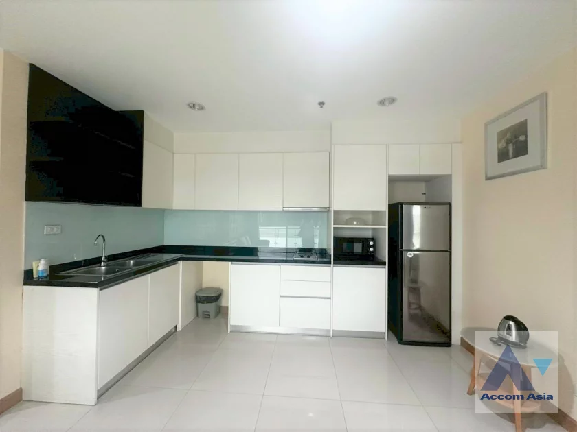 4  2 br Apartment for rent and sale in Sukhumvit ,Bangkok BTS Ekkamai at Low Rise Residence AA46365