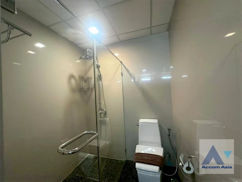 15  2 br Apartment for rent and sale in Sukhumvit ,Bangkok BTS Ekkamai at Low Rise Residence AA46365