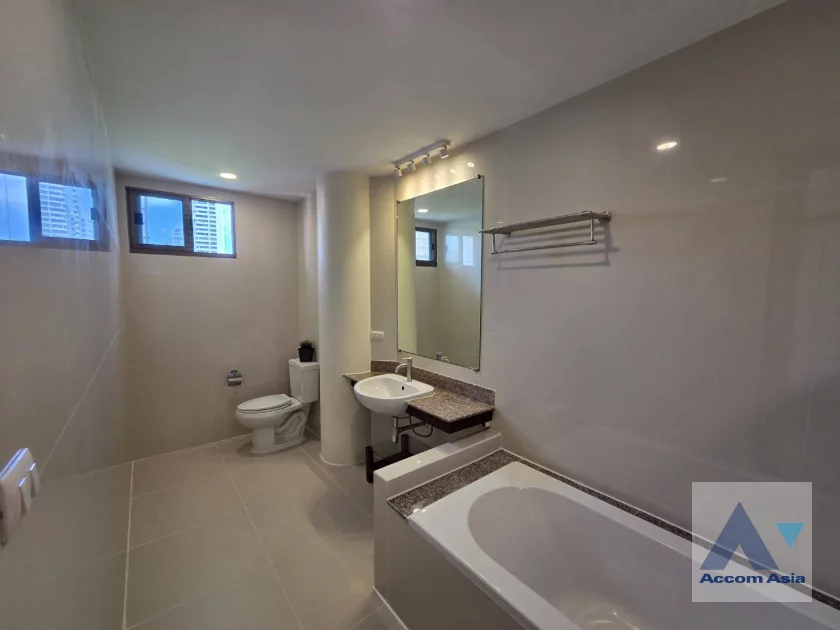 10  2 br Apartment For Rent in Sukhumvit ,Bangkok BTS Thong Lo at Comfortable for living AA46370