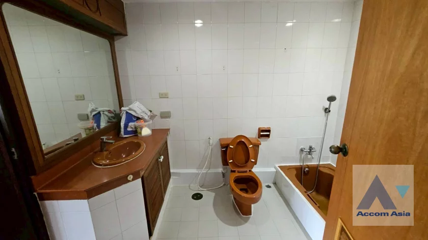 15  3 br Apartment For Rent in Sukhumvit ,Bangkok BTS Nana at The Luxurious Residence AA46374